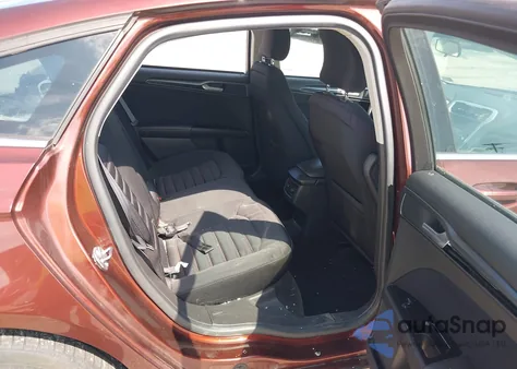 2015 Ford Fusion Se z USA, uszkodzony, nr VIN 3FA6P0T91FR202568